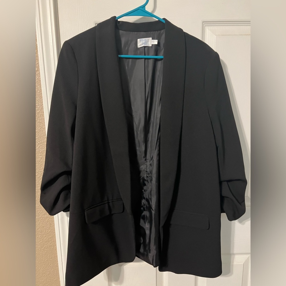 NWT Large (12/14) Black 3/4 sleeve Blazer from Walmart.